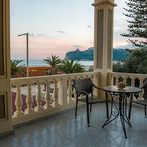 *** Hotel La Del Mare Itália
