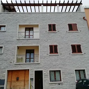 Nino Apartamento